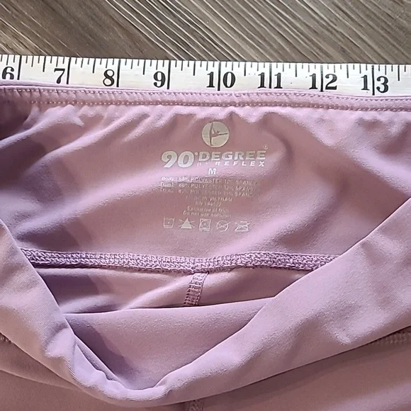 Medium Capri - Picture 2 of 2